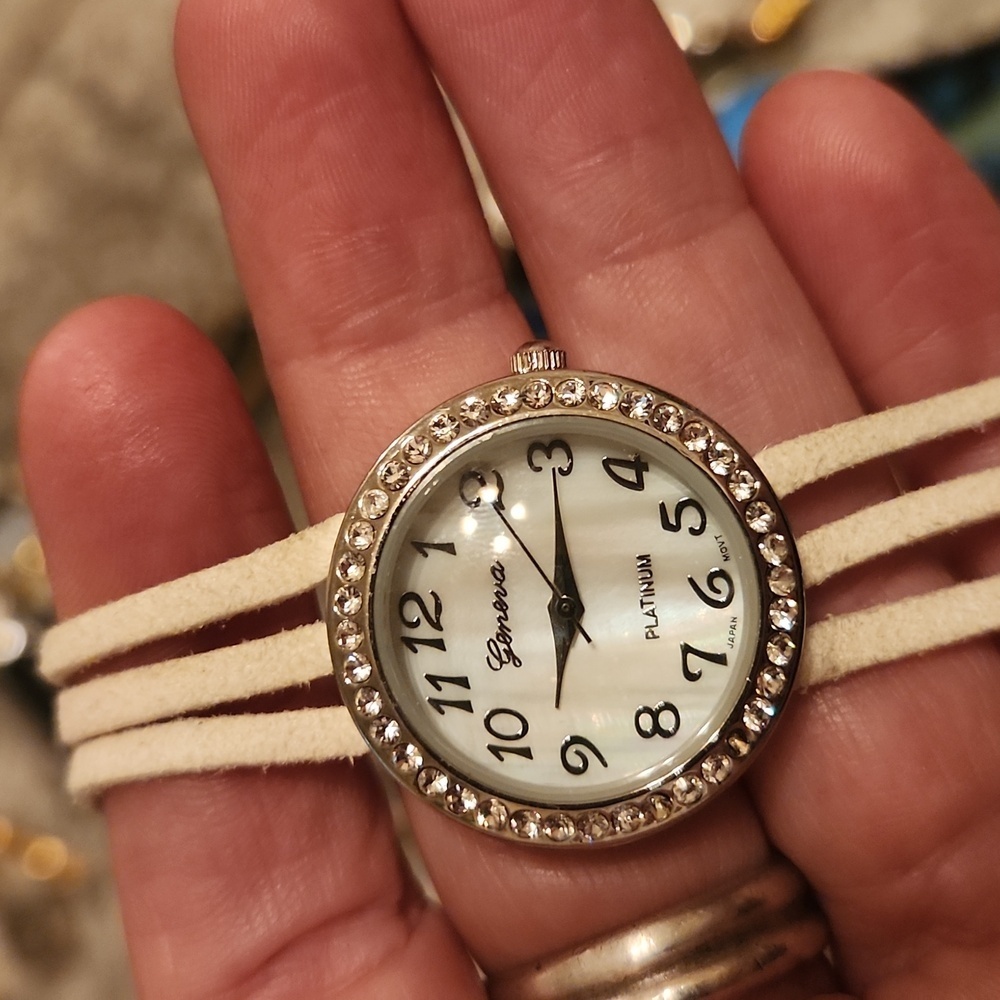 Geneva‎ Platinum wrap bracelet watch
